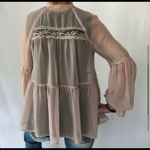 FREE PEOPLE MARQUEE BOW TIE LACE BLOUSE BABY PINK - Picture 3 of 5